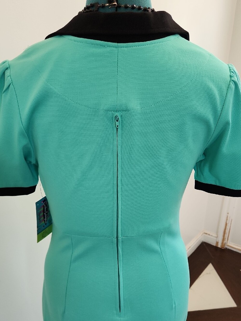 🌿 Rock Steady Mint and Black Collar Pinup Wiggle Pencil Dress SZ M - Picture 8 of 13